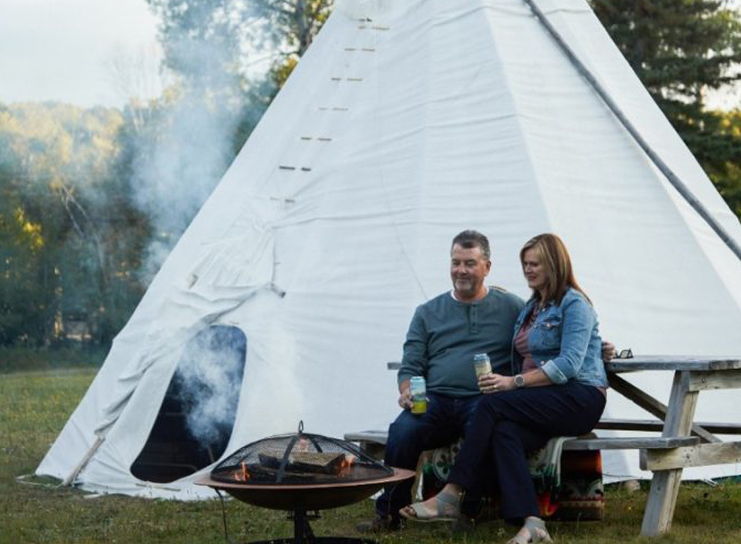 Metepenagiag Heritage Park (une nuitée dans un tipi)